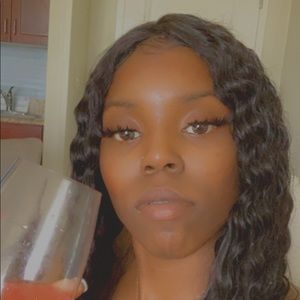 Meet your Posher, Tamara